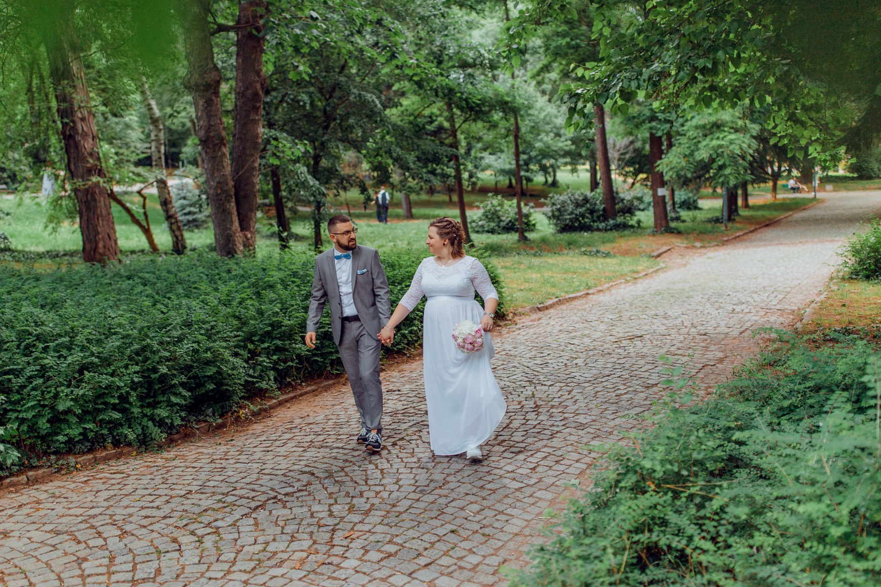 296 Petya & Vasil 